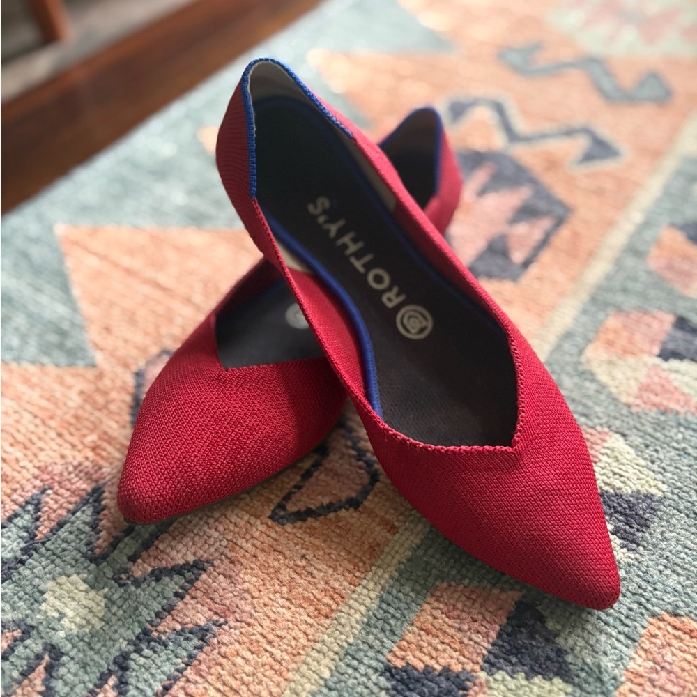 Rothy's Red Pointed-Toe Flats Elegant Loafers